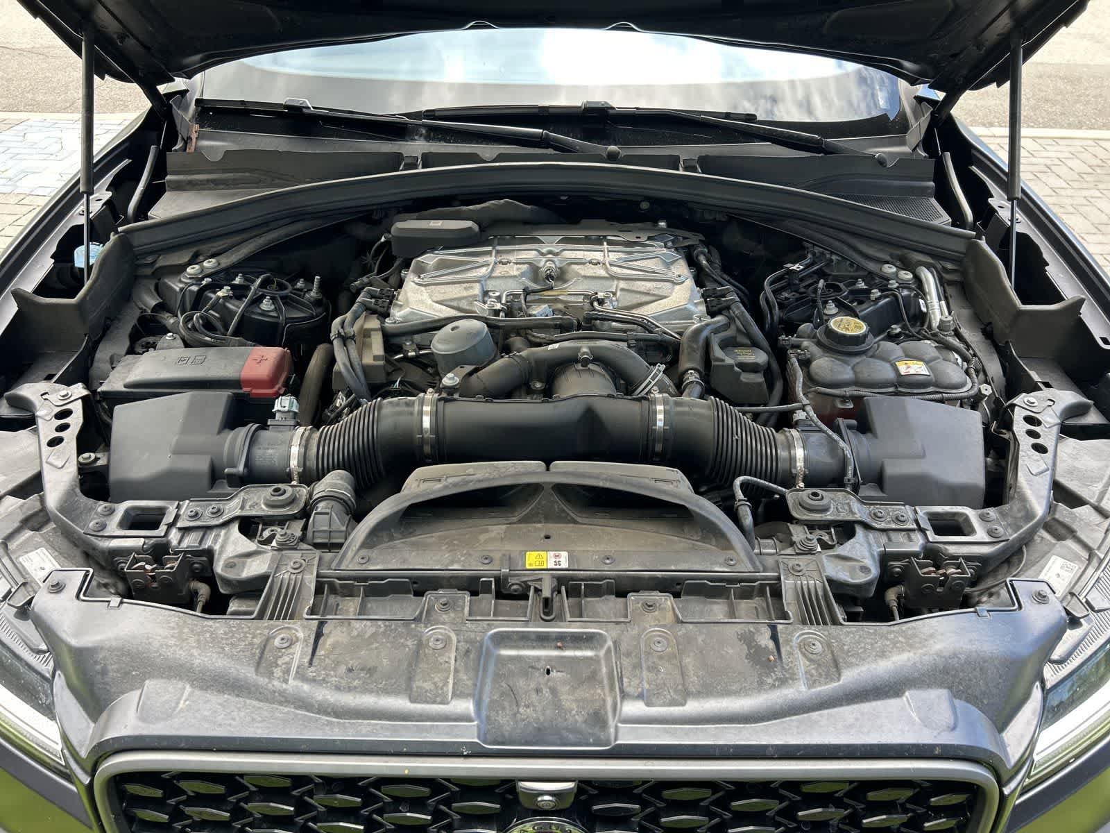 Used 2021 Jaguar F-PACE SVR AWD/4WD image 33
