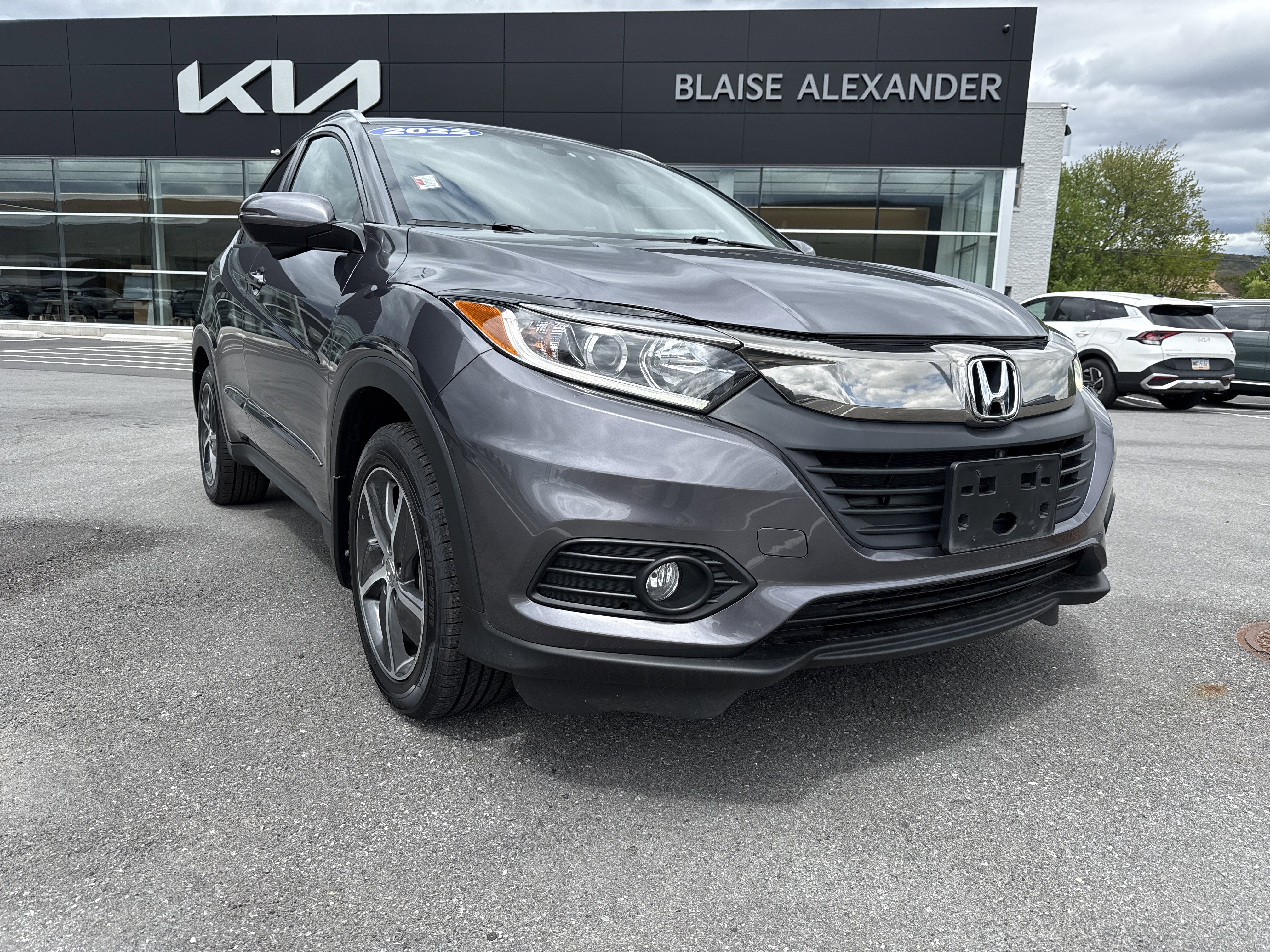Used 2022 Honda HR-V EX image 1