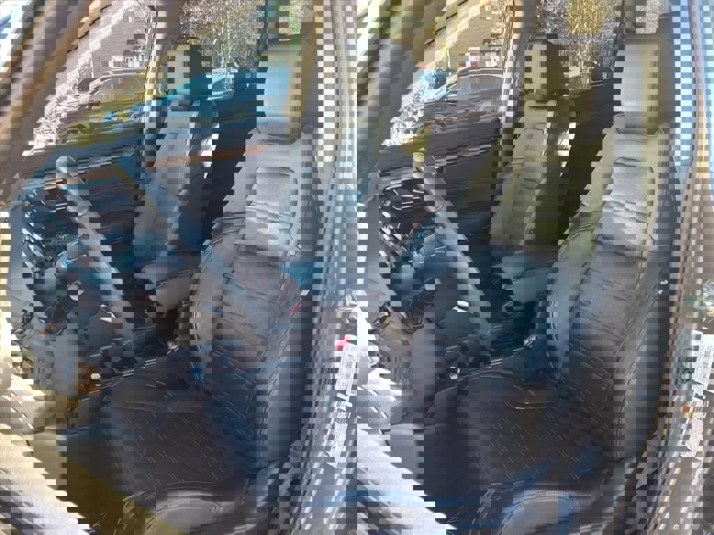 Used 2020 Honda CR-V EX-L image 3