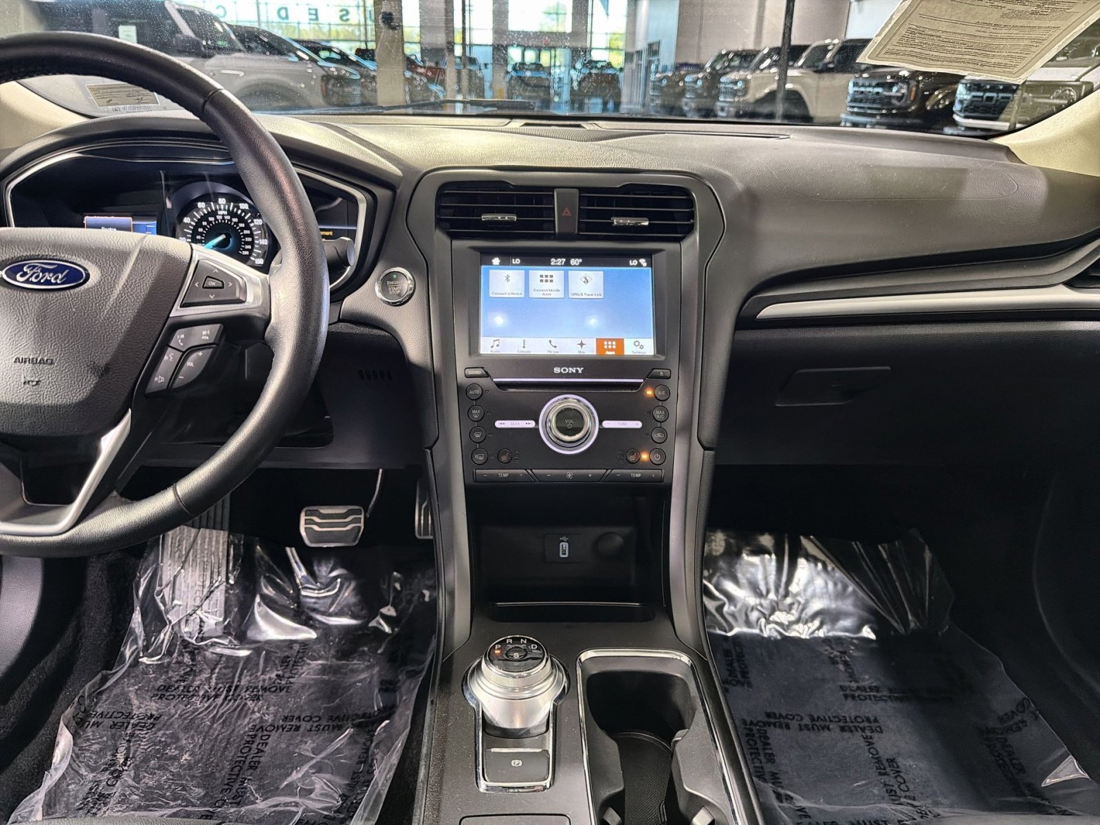 Used 2017 Ford Fusion Titanium image 28