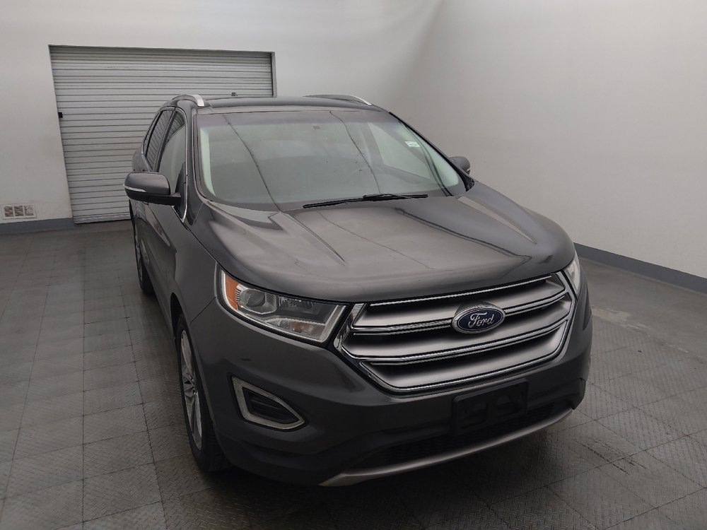 Used 2017 Ford Edge Titanium w/ Technology Package FWD image 14
