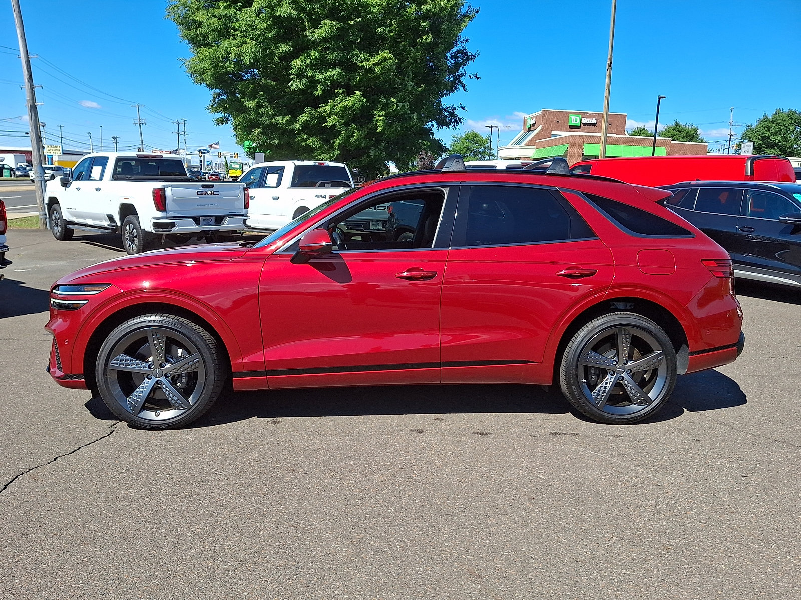 Used 2025 Genesis GV70 3.5T Sport w/ Sport Advanced Package AWD/4WD image 7