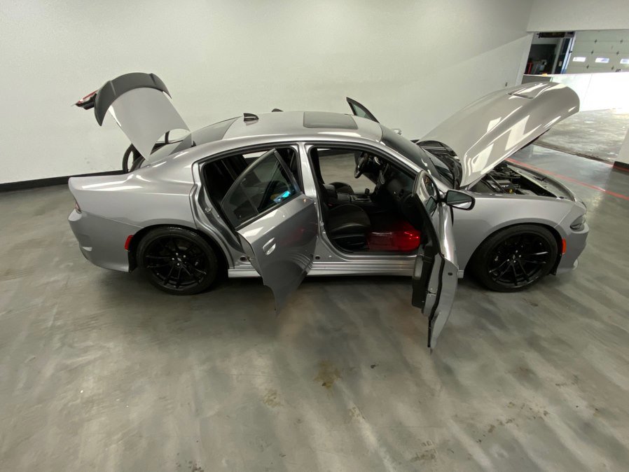 Used 2018 Dodge Charger R/T image 54