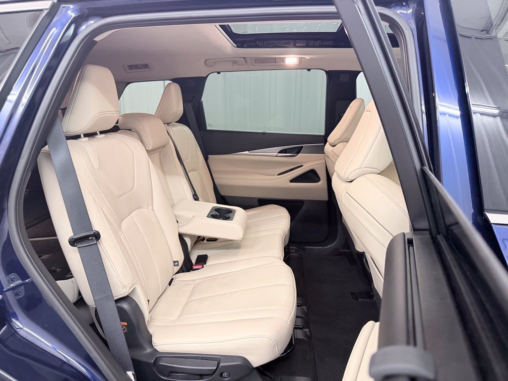 Certified 2023 INFINITI QX60 Luxe w/ Cargo Package FWD image 46