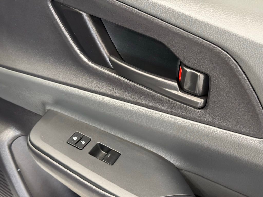 Used 2023 Toyota Prius LE FWD image 23