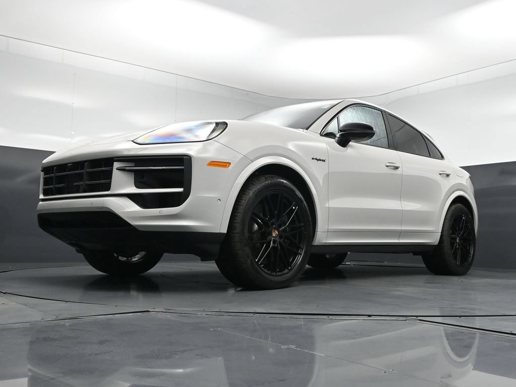 New 2026 Porsche Cayenne E-Hybrid Coupe AWD/4WD image 23