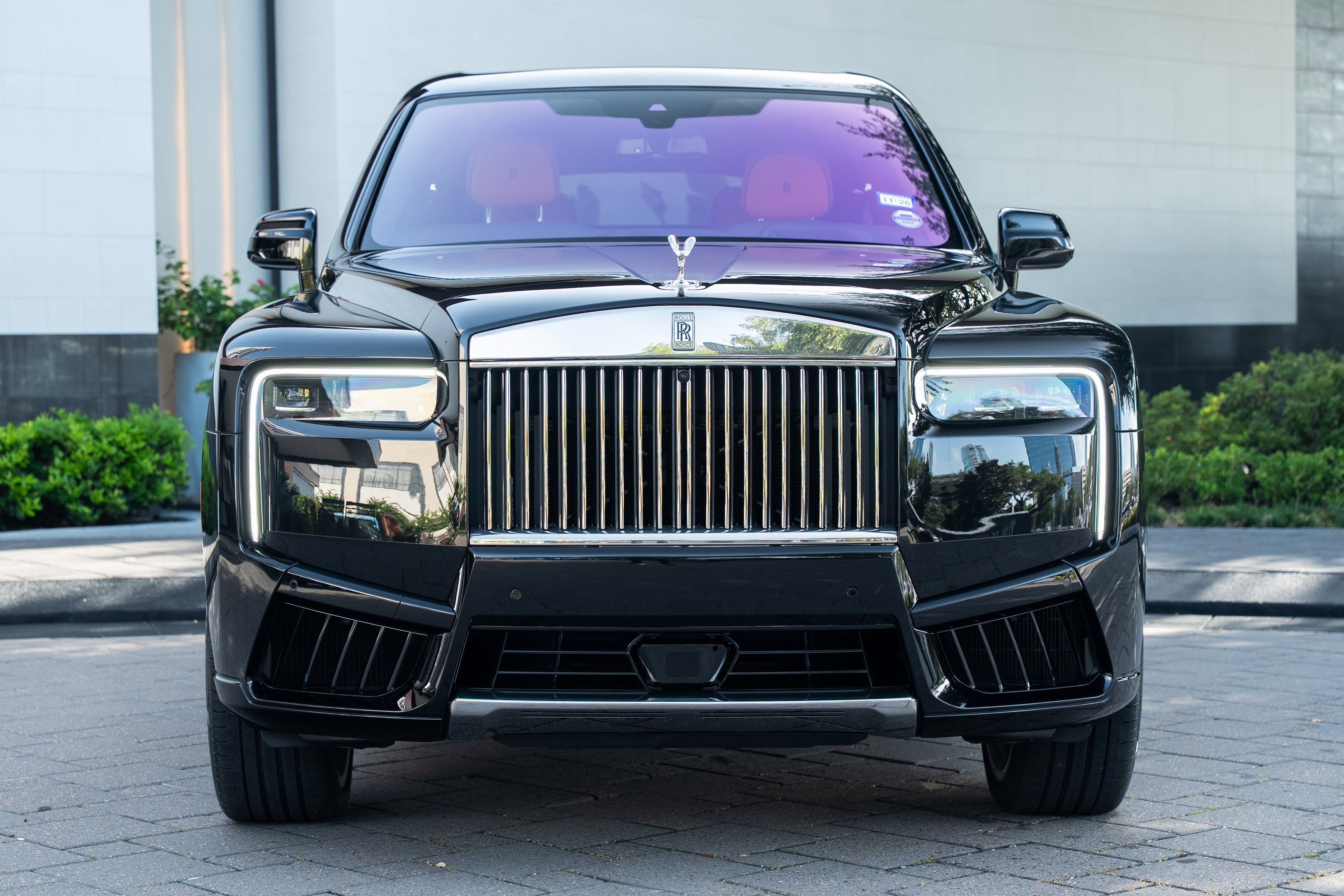 Used 2025 Rolls-Royce Cullinan image 47