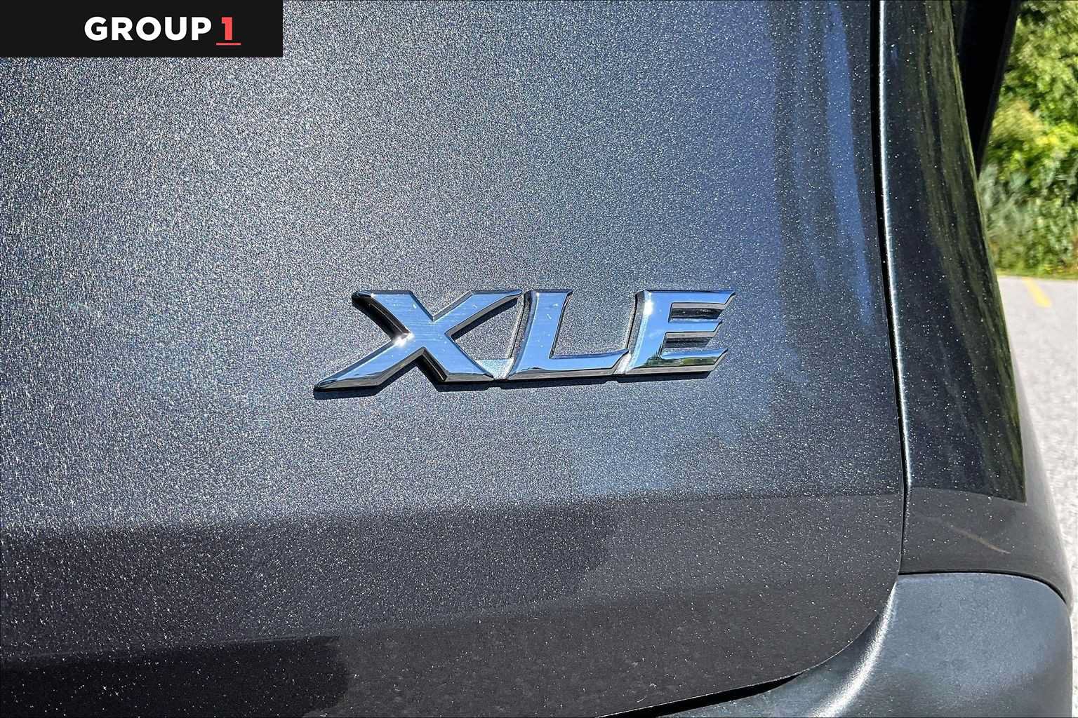 Used 2025 Toyota Sienna XLE AWD/4WD image 10