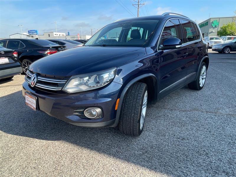 Used 2016 Volkswagen Tiguan SEL FWD image 3
