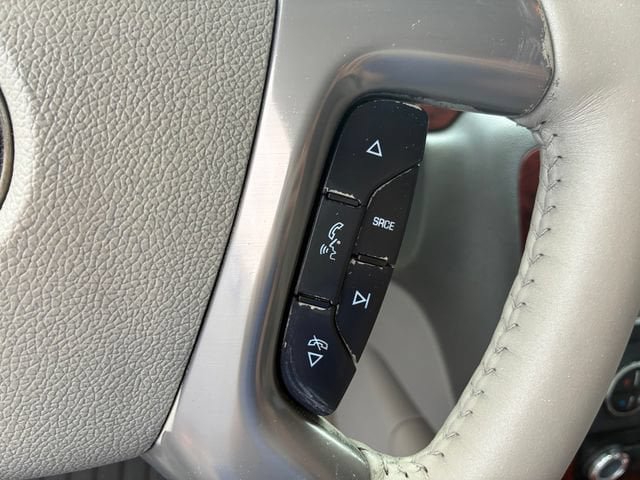 Used 2014 Chevrolet Tahoe LTZ AWD/4WD image 26