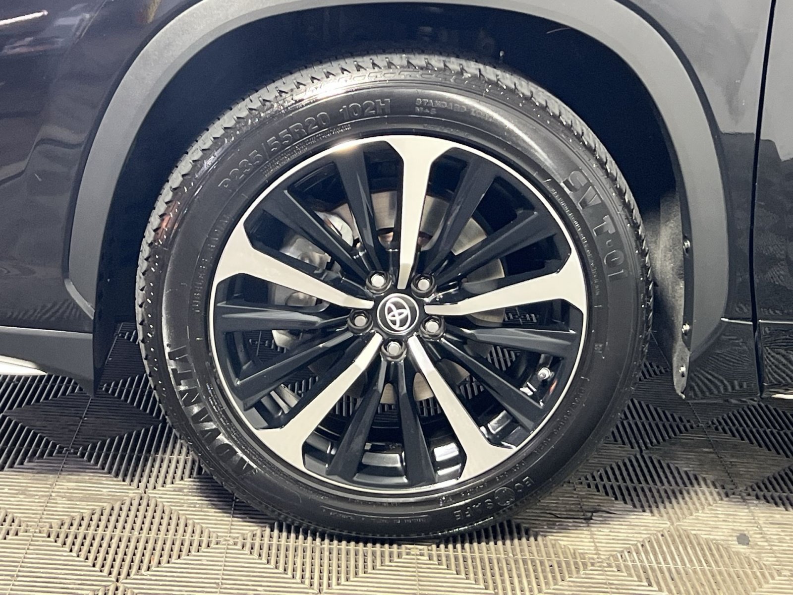 Used 2022 Toyota Highlander XSE AWD/4WD image 13