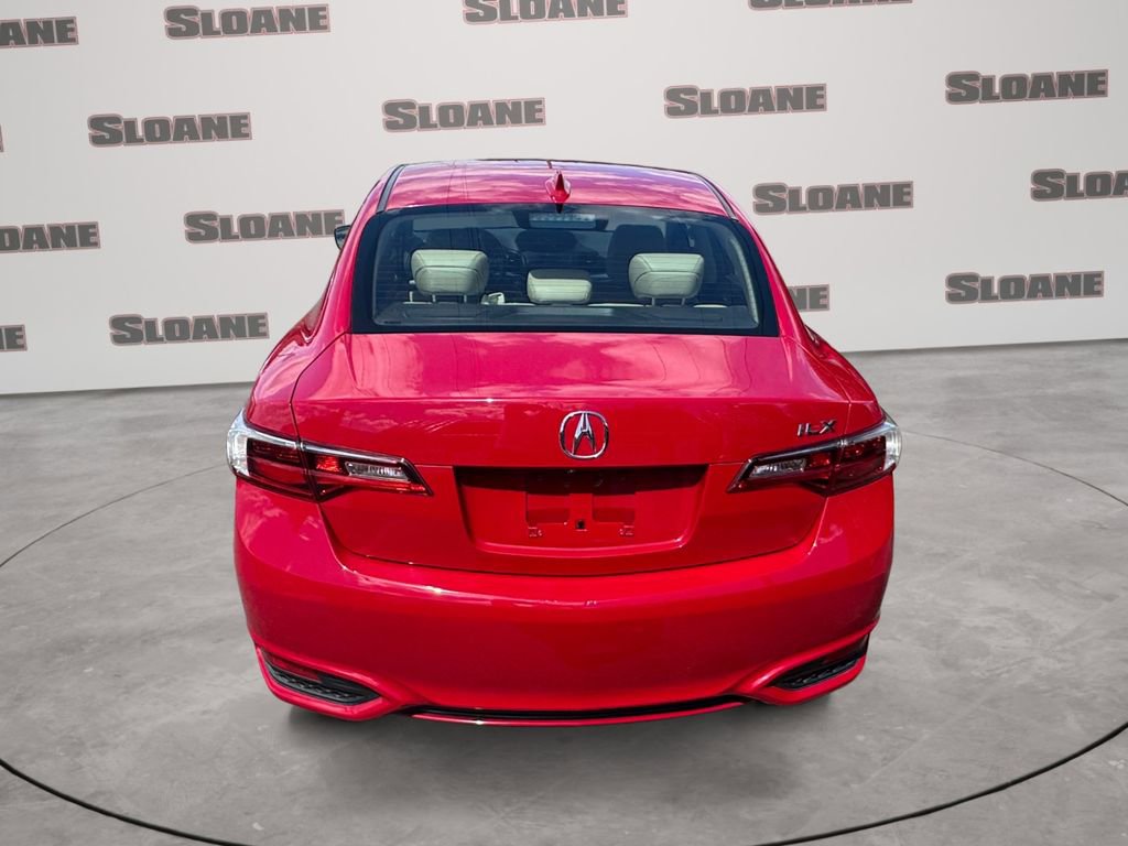 Used 2018 Acura ILX FWD image 4