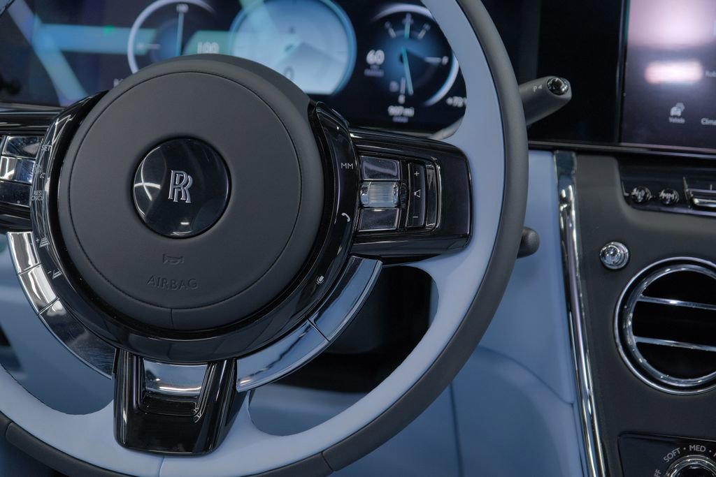 Used 2026 Rolls-Royce Cullinan image 70