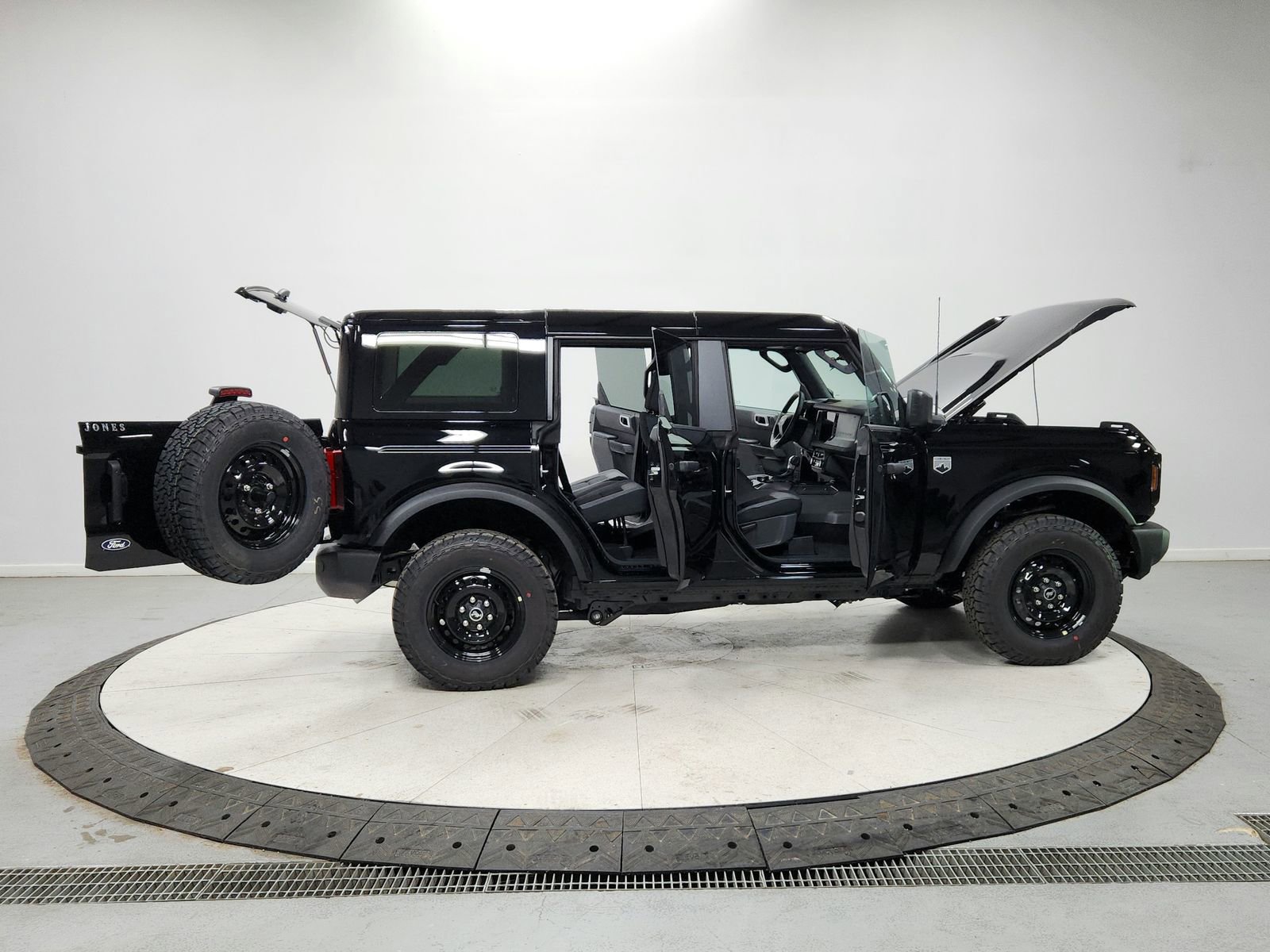 New 2026 Ford Bronco Big Bend image 16