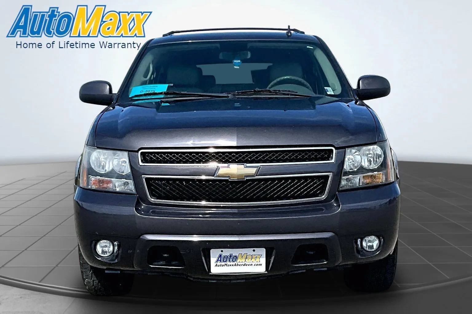 Used 2010 Chevrolet Suburban LT AWD/4WD image 2
