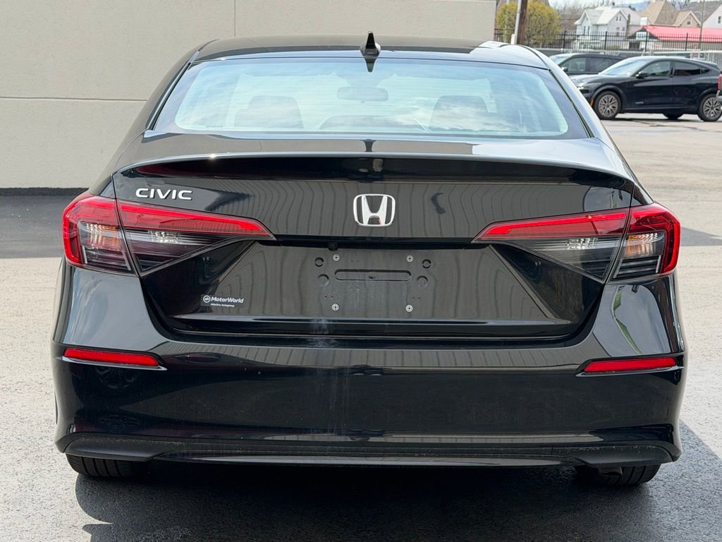 Used 2023 Honda Civic LX image 5