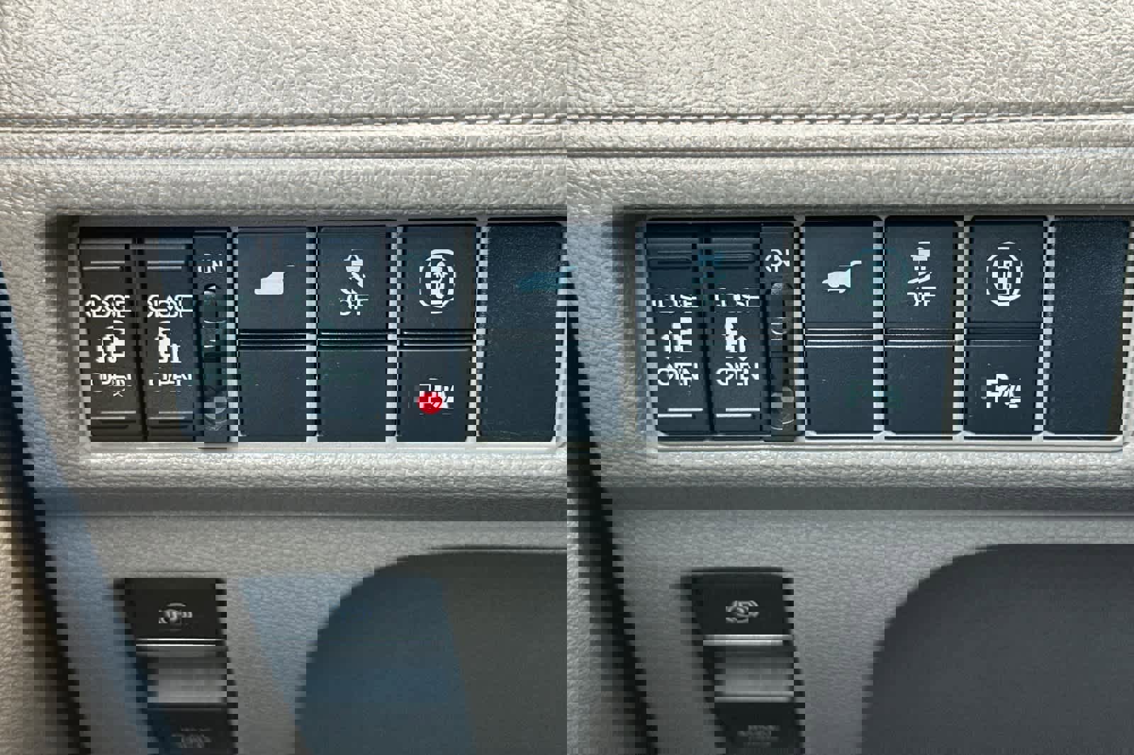 Used 2023 Honda Odyssey Touring image 32