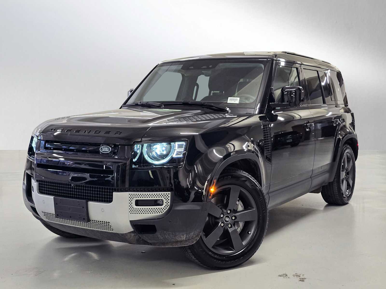 Used 2025 Land Rover Defender 110 S AWD/4WD image 1