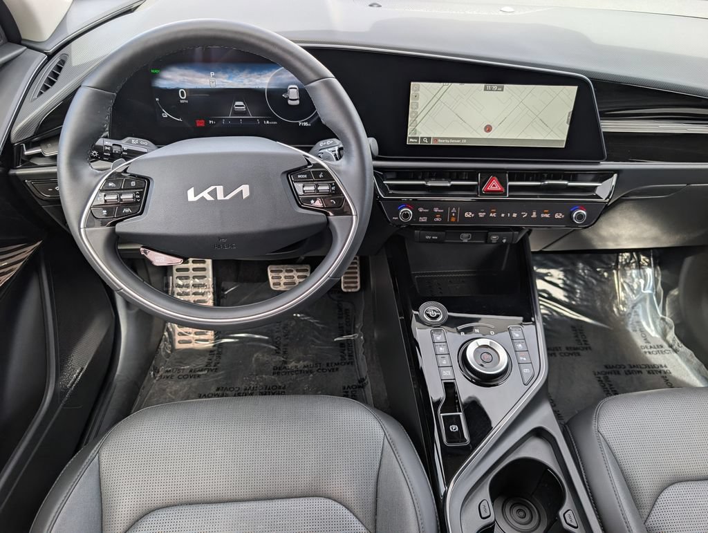 Certified 2025 Kia Niro Wave w/ Wave Preserve Package FWD image 21
