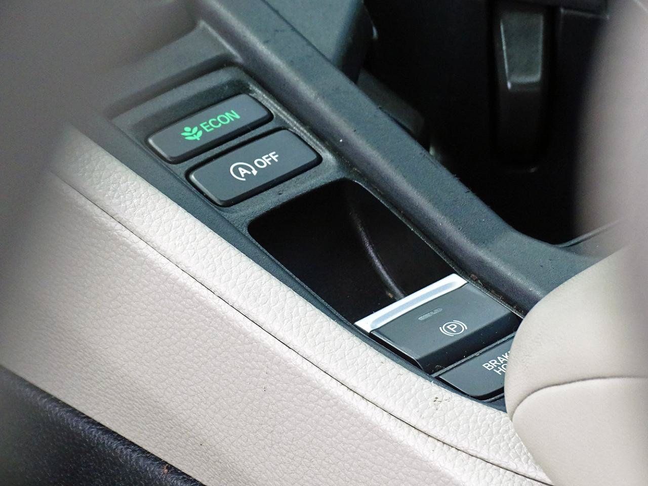 Used 2024 Honda Accord EX image 32