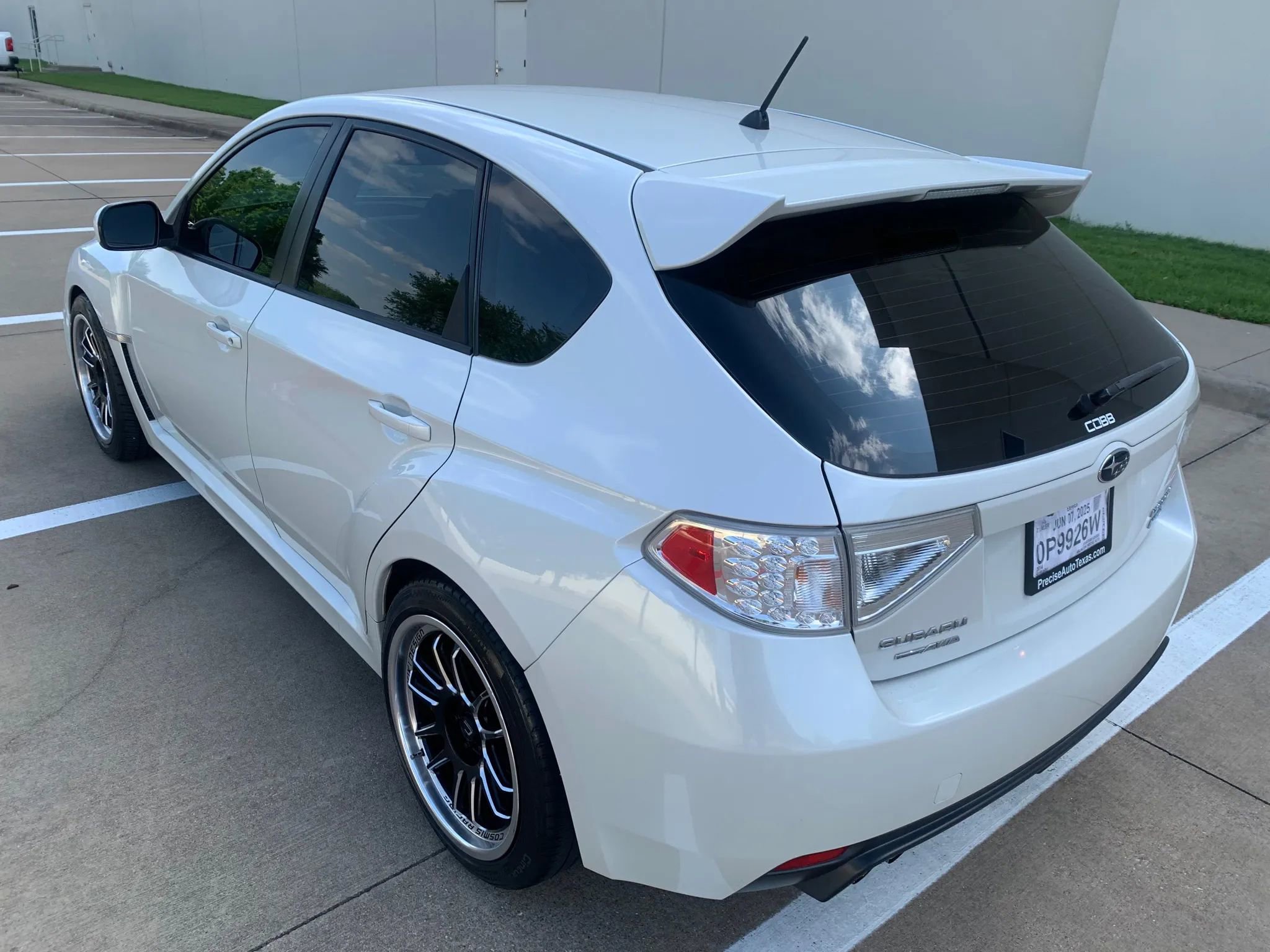 Used 2014 Subaru Impreza WRX Hatchback image 11