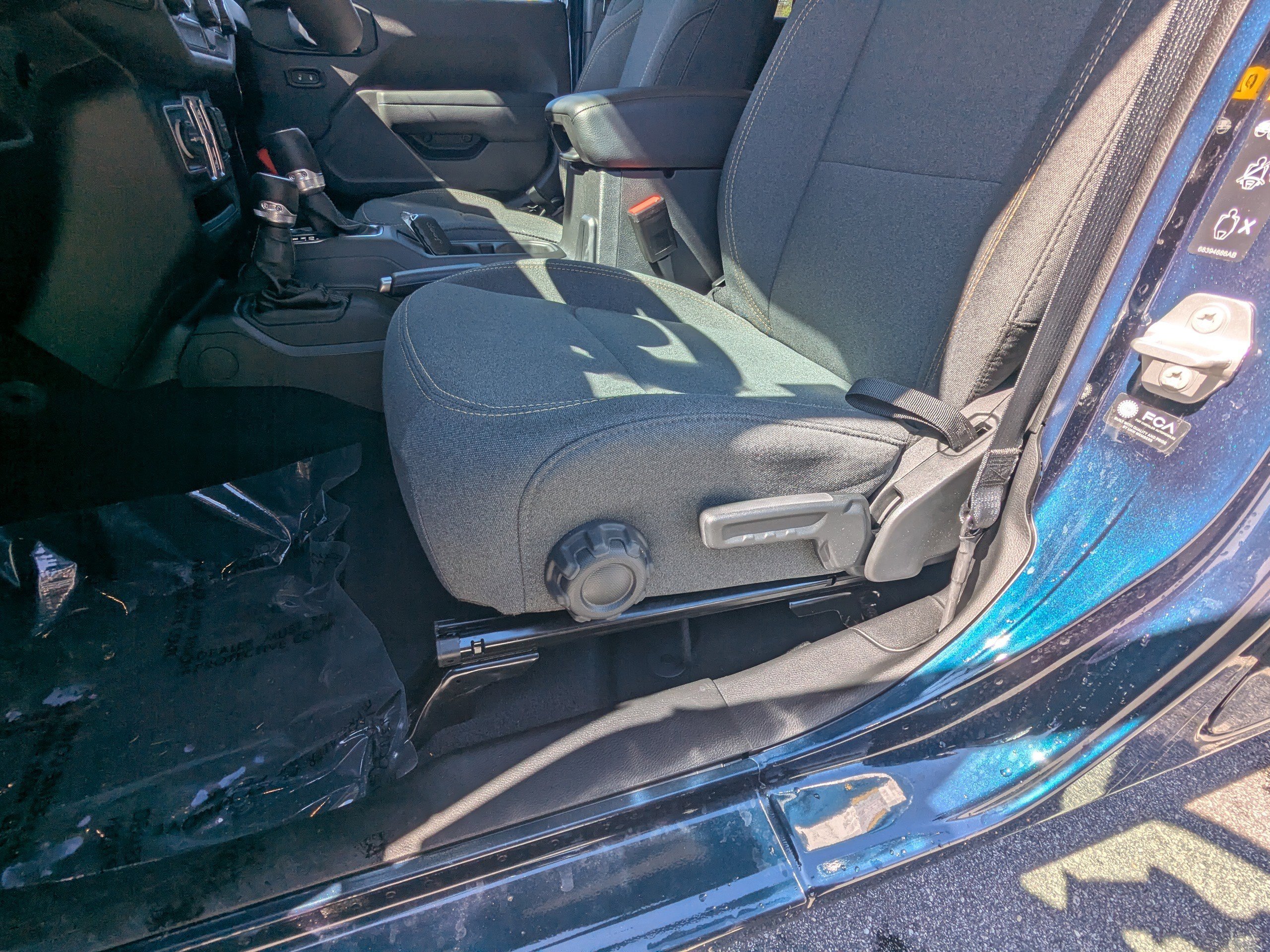 Certified 2025 Jeep Gladiator Sport image 19