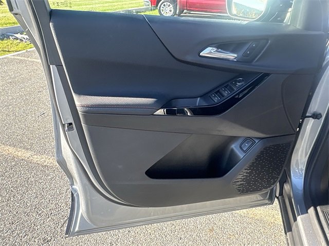 New 2026 Chevrolet Equinox RS w/ LPO, Floor Liner Package image 23