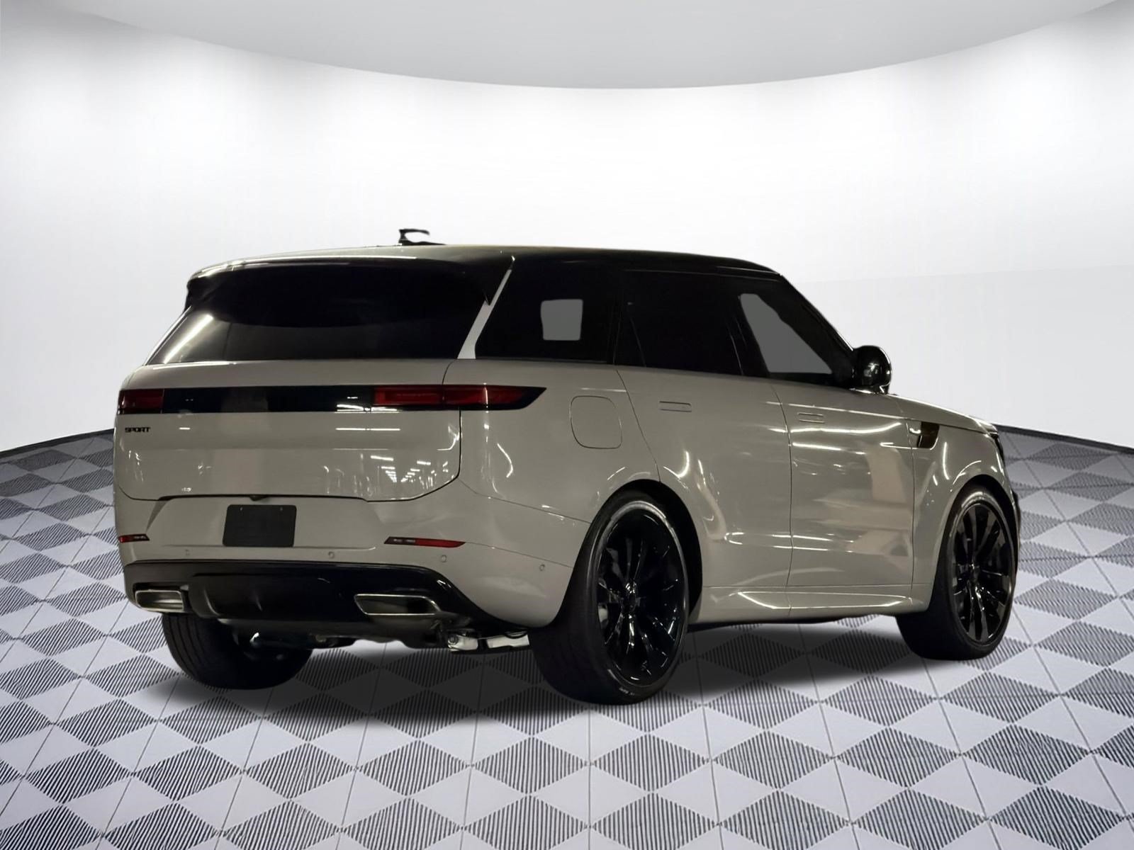 New 2026 Land Rover Range Rover Sport Dynamic SE AWD/4WD image 8