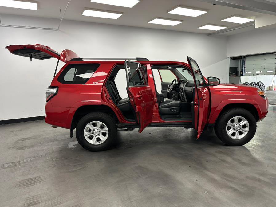 Used 2021 Toyota 4Runner SR5 Premium image 25