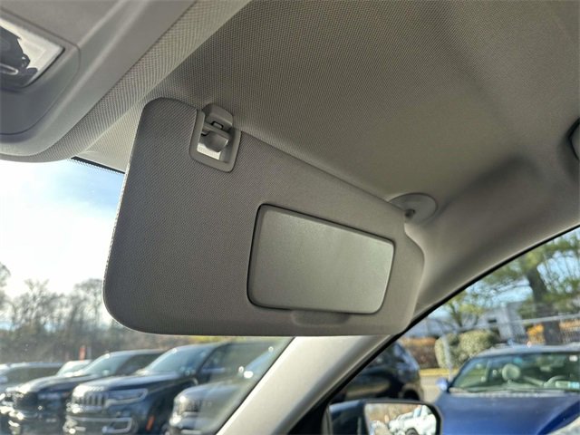 Used 2022 Chevrolet Equinox Premier image 39