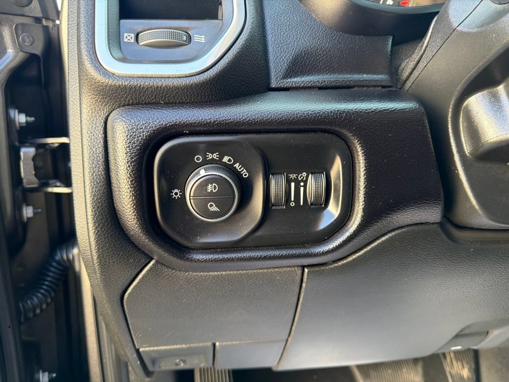 Used 2020 RAM 3500 Laramie AWD/4WD image 28
