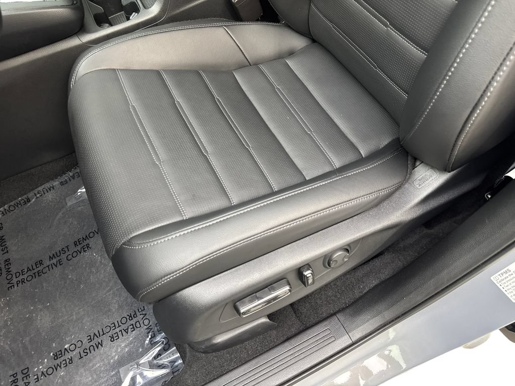 Used 2025 Honda CR-V EX-L image 29