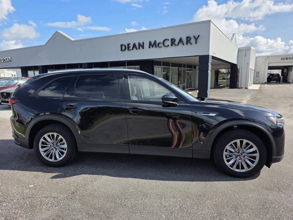 Certified 2025 MAZDA CX-90 Plug-In Hybrid w/ Preferred AWD/4WD image 2