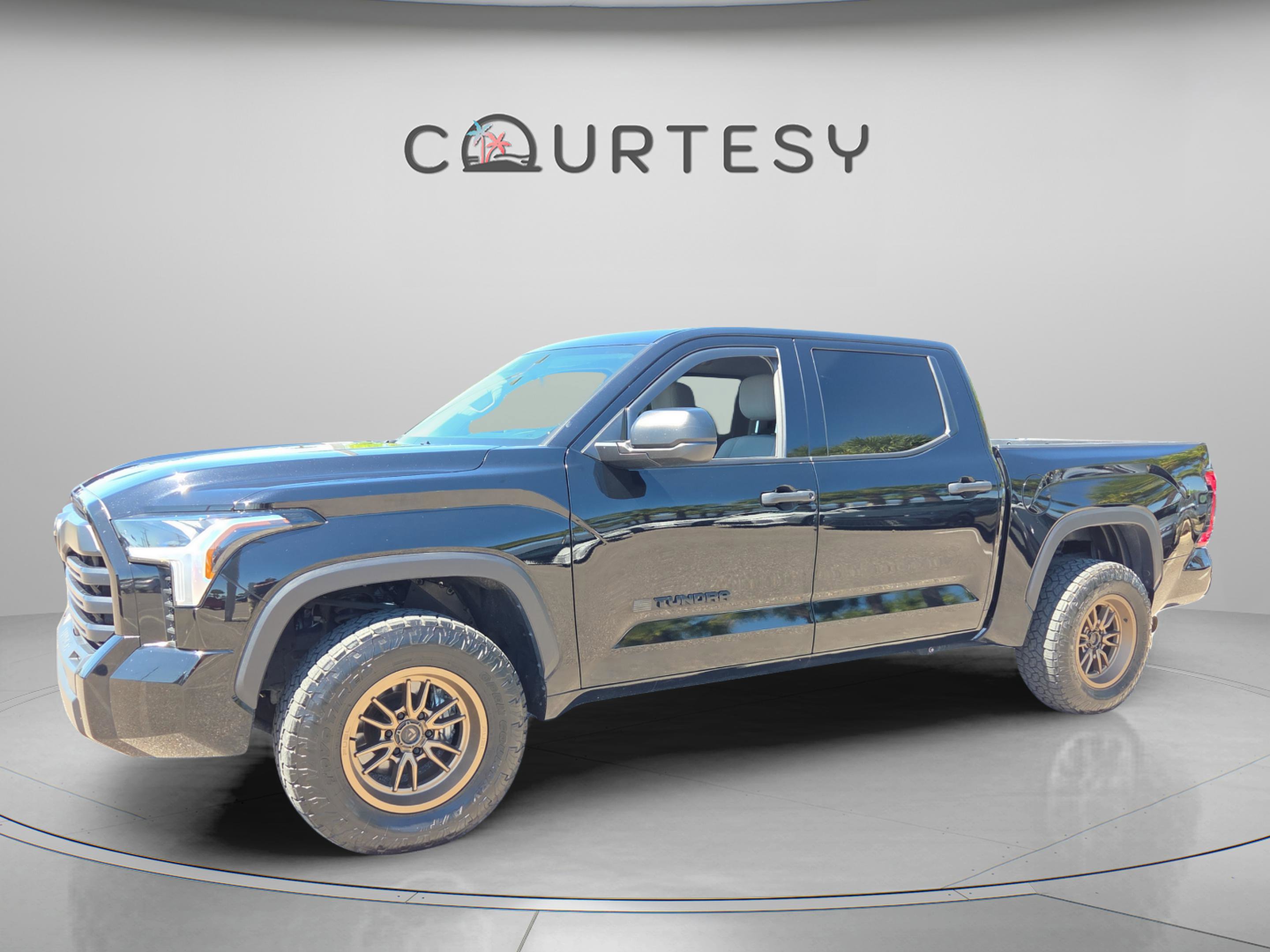 Used 2024 Toyota Tundra SR5 image 1