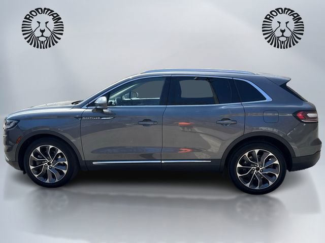 Used 2022 Lincoln Nautilus Reserve w/ Luxury Package AWD/4WD image 8