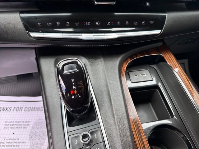 Used 2022 Cadillac Escalade ESV Luxury AWD/4WD image 19