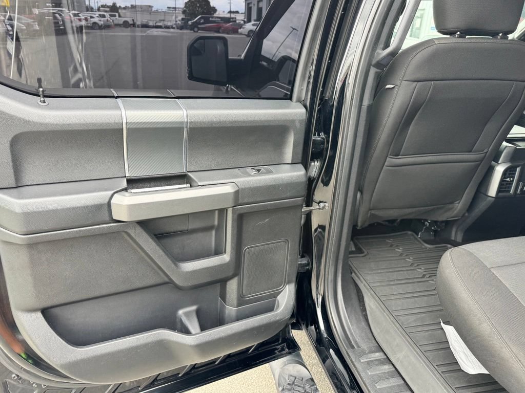Used 2018 Ford F150 XLT w/ Equipment Group 302A Luxury AWD/4WD image 33