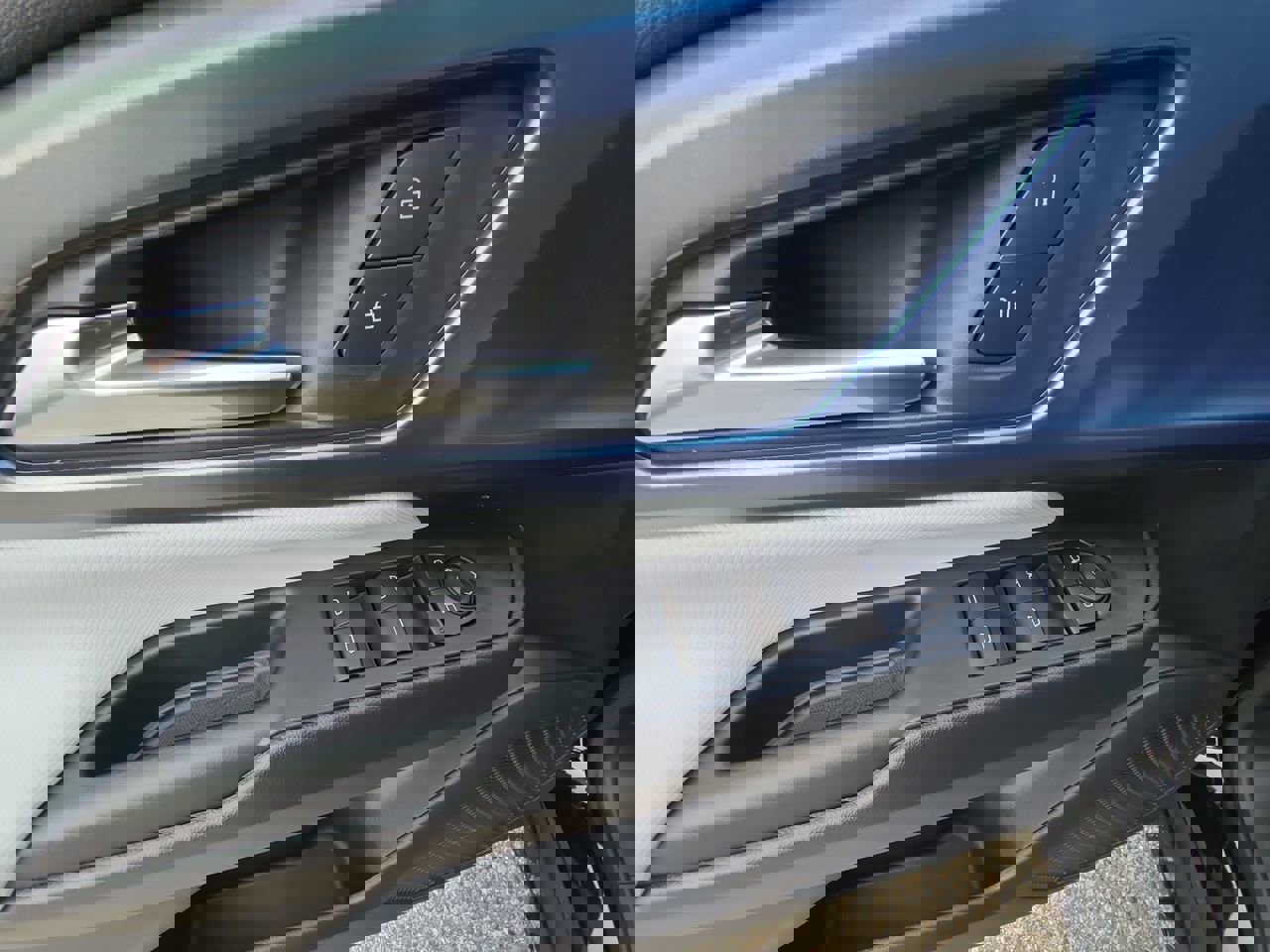 New 2026 Chevrolet Equinox EV LT w/ LPO, All-Weather Mat Package image 60