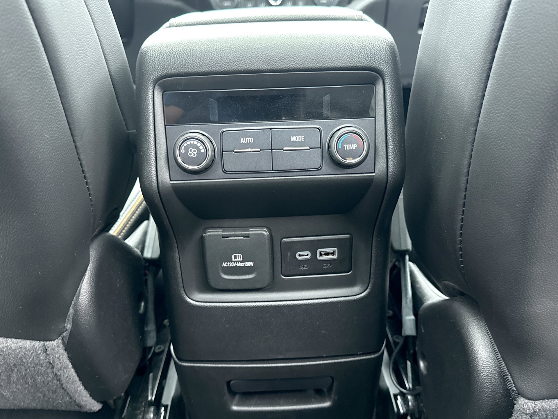 Used 2023 GMC Acadia AT4 AWD/4WD image 21