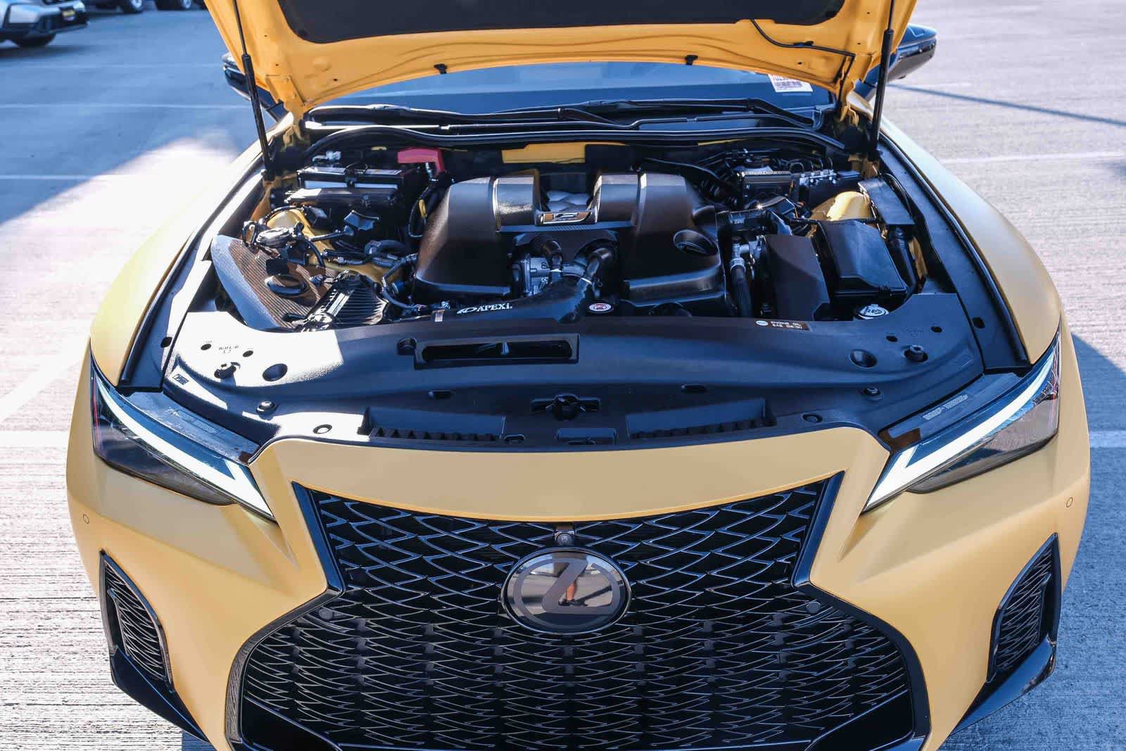 Used 2025 Lexus IS 500 RWD image 27