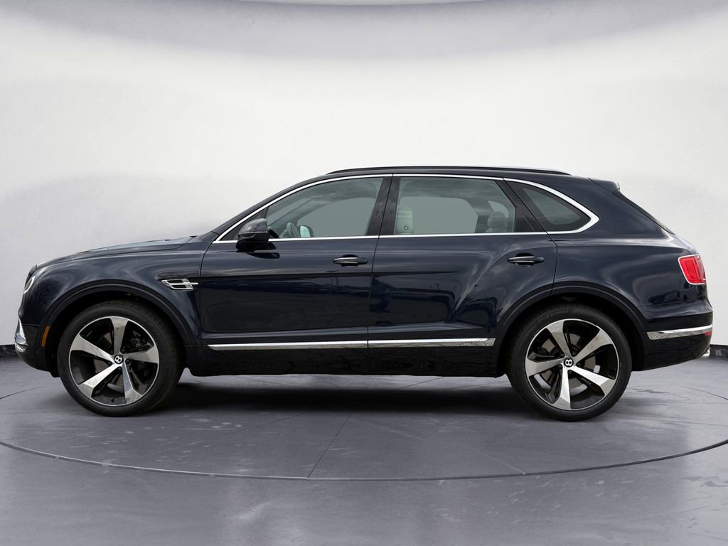 Used 2019 Bentley Bentayga AWD/4WD image 17