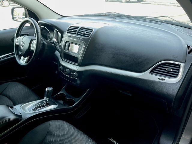 Used 2012 Dodge Journey SXT w/ Popular Equipment Group FWD image 18