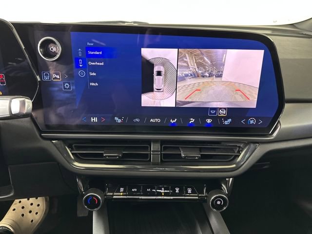 Used 2024 Chevrolet Equinox EV RS image 22