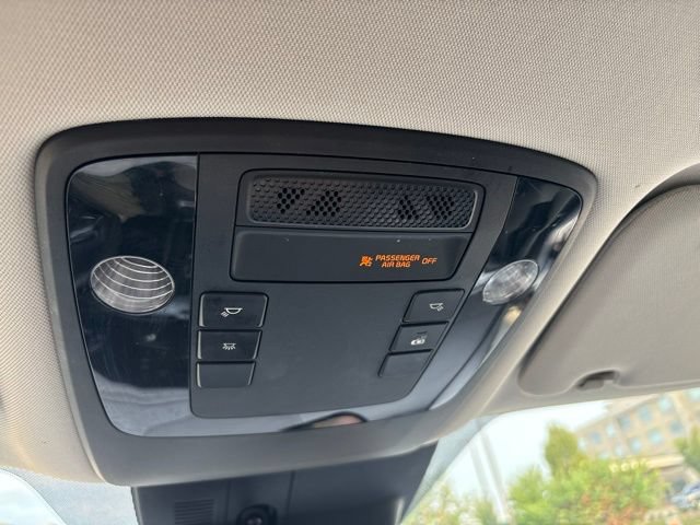 Used 2024 Kia Carnival LX FWD image 15
