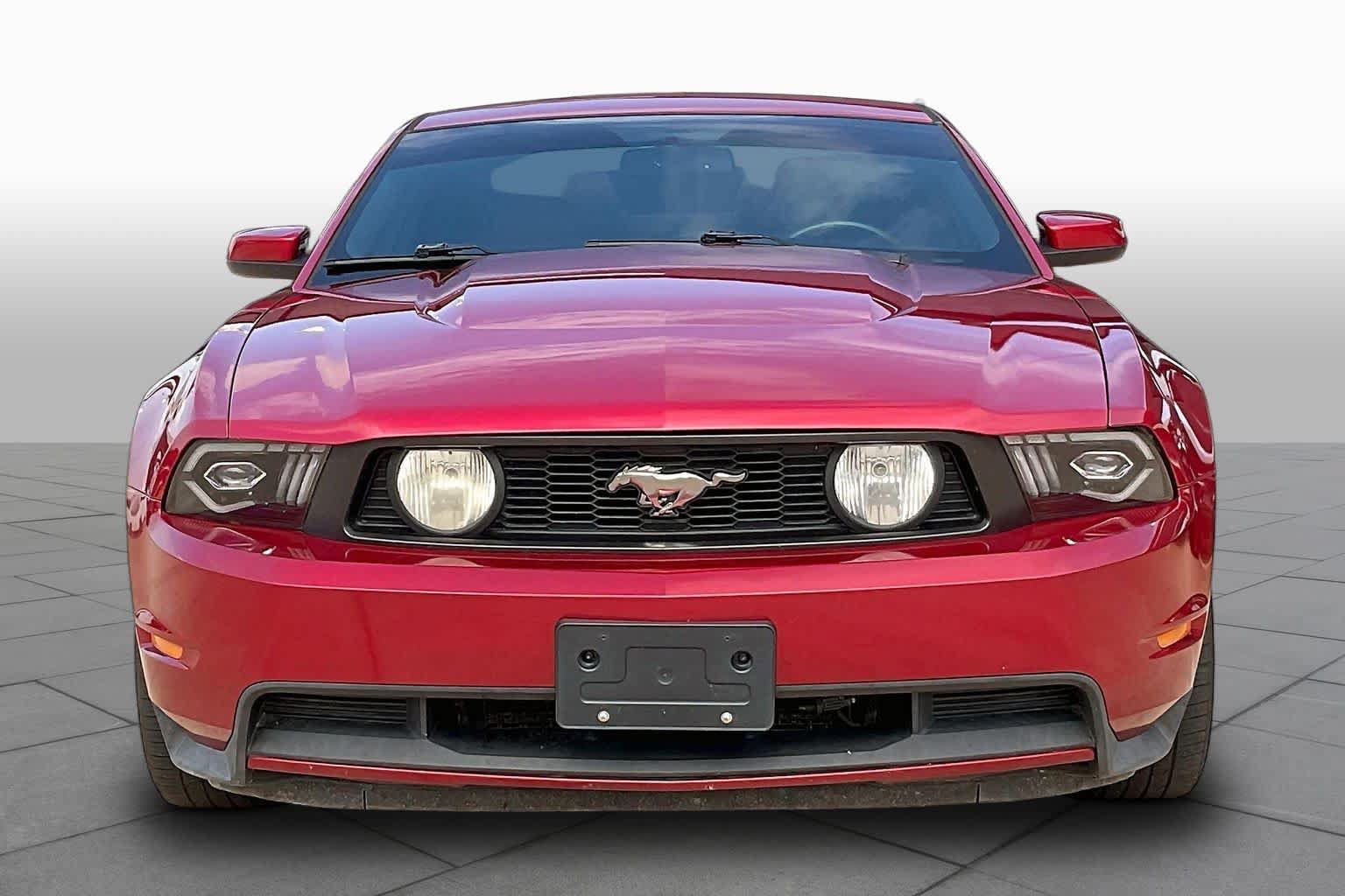 Used 2011 Ford Mustang GT Premium w/ Security Pkg RWD image 3