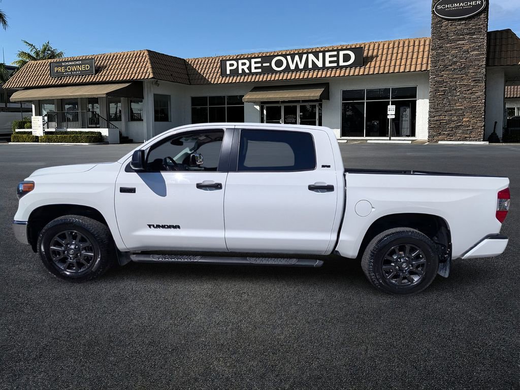 Used 2021 Toyota Tundra SR5 w/ Trail Edition image 4