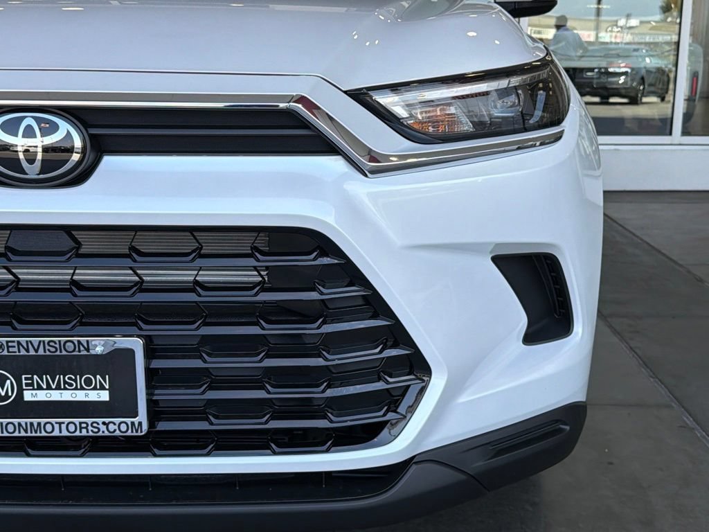 New 2026 Toyota Grand Highlander XLE FWD image 5