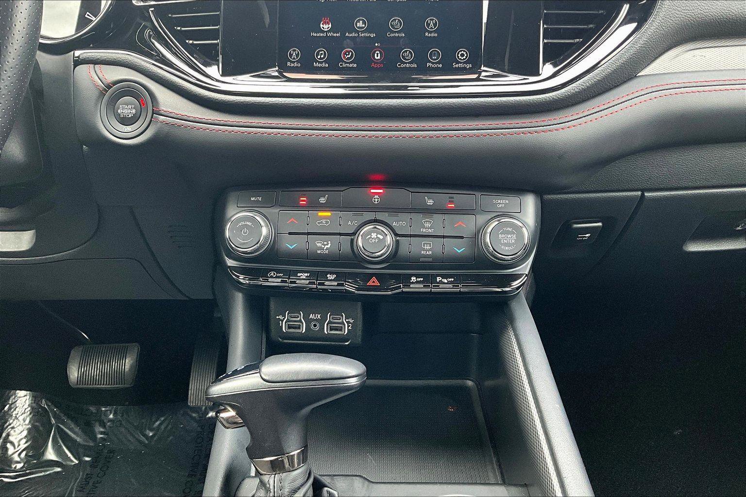 Used 2024 Dodge Durango GT image 13