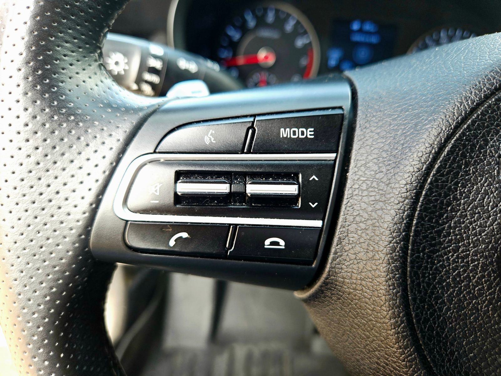 Used 2020 Kia Stinger GT AWD/4WD image 11