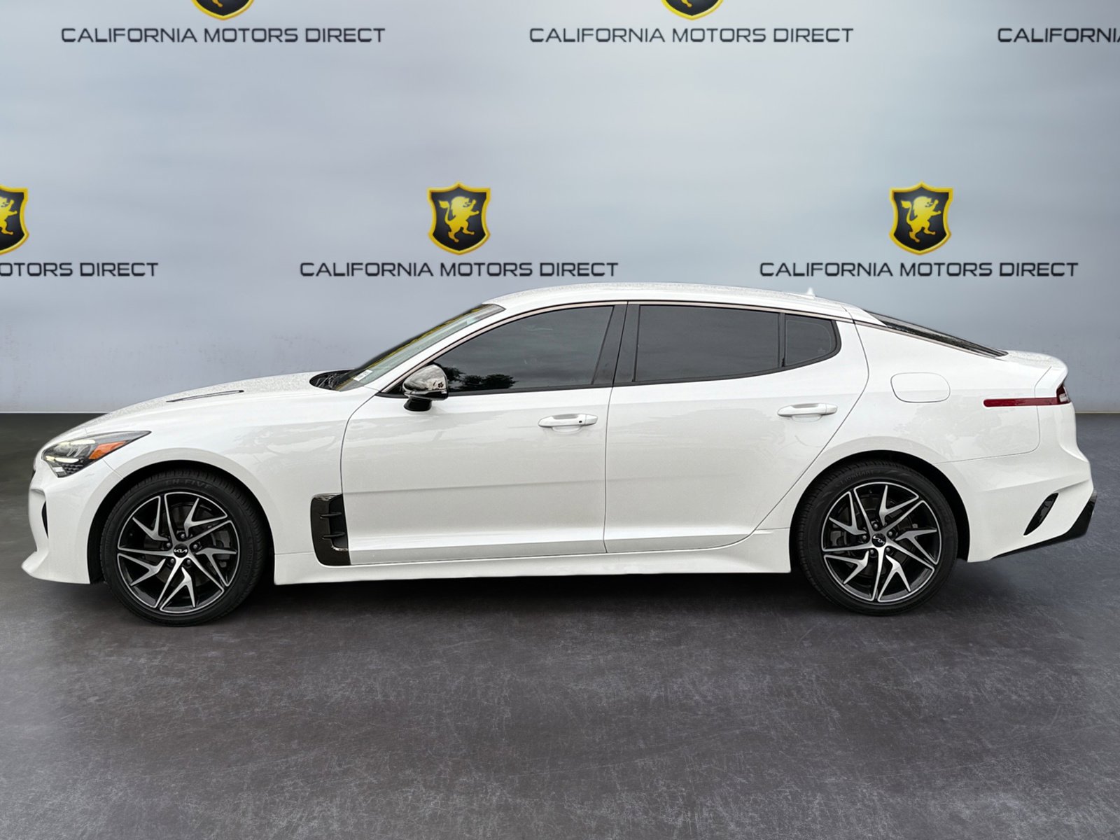 Used 2022 Kia Stinger GT-Line image 2